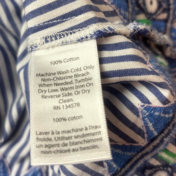 Vineyard Vines Women’s Geo Prep Blue White Embroidered Open Neck Top Shirt XS - Picture 6 of 7
